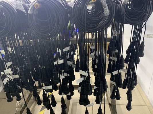 HPDB 100 Pin MDR Connector SCSI Kabel Assemblage Zwarte draad Met Messing Contactmateriaal