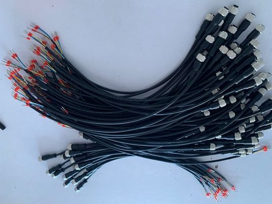 Op maat gemaakte auto bedrading harnas 24 pin Voor 24 - 32AWG draad verbindingen