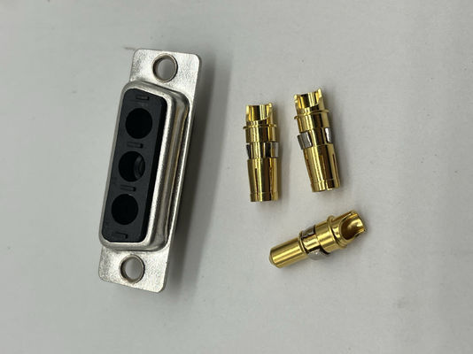 3V3 30A Solder Type Male D Sub Connector Met Messing Goud geplatte contactmateriaal