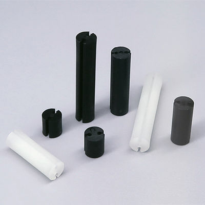 Witte nylon ronde kunststof standoff voor door gat montage op printplaten