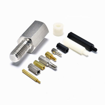 Op maat gemaakte pcb-spacers Messing-draadige zeshoekige studs M2.5 M3 M6 Man Vrouwelijke standoff