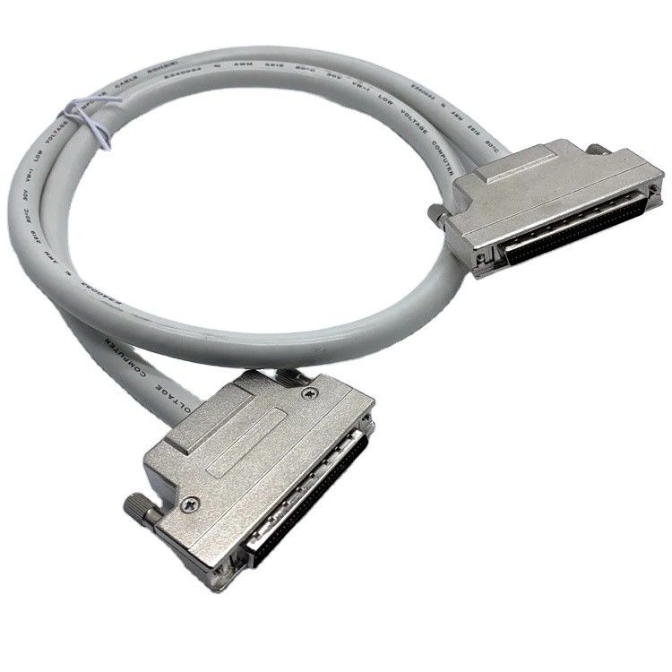Op maat gemaakte grijze SCSI-aansluitkabel 68 pin 100 pin mannelijke kabel Ul20276 28awg kabel